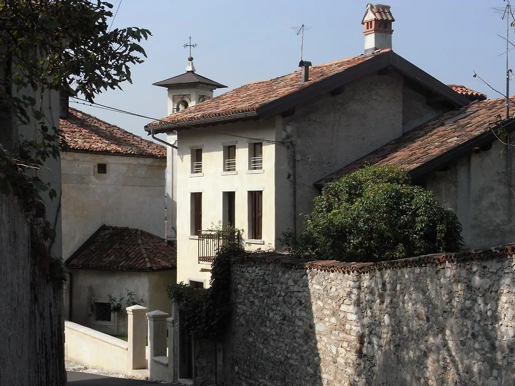 *** Panzió Via Paradiso 32 Feltre Olaszország